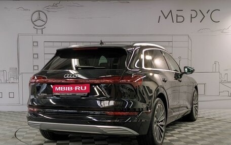 Audi e-tron I, 2019 год, 4 200 000 рублей, 6 фотография