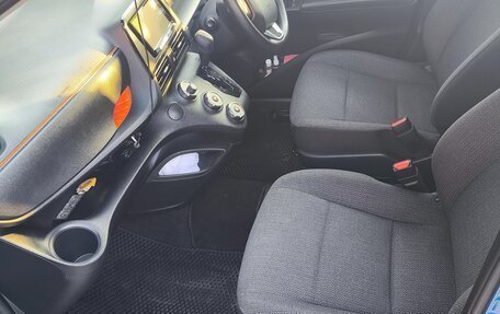 Toyota Sienta II, 2019 год, 1 350 000 рублей, 14 фотография