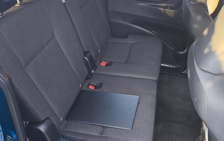 Toyota Sienta II, 2019 год, 1 350 000 рублей, 15 фотография