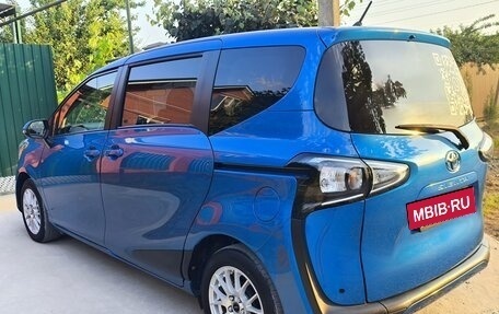 Toyota Sienta II, 2019 год, 1 350 000 рублей, 4 фотография