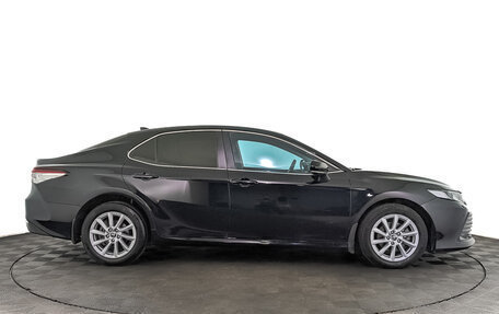 Toyota Camry, 2021 год, 2 650 000 рублей, 4 фотография