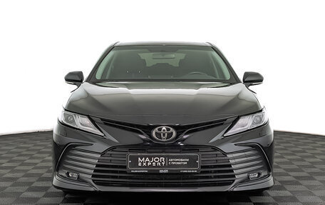Toyota Camry, 2021 год, 2 650 000 рублей, 2 фотография