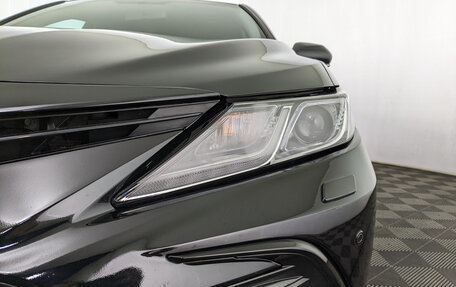 Toyota Camry, 2021 год, 2 650 000 рублей, 11 фотография