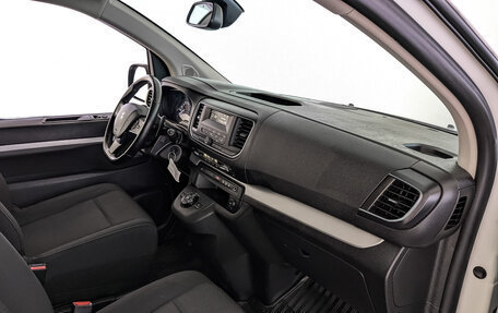 Peugeot Traveller I, 2021 год, 2 695 000 рублей, 13 фотография