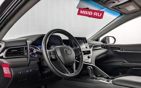 Toyota Camry, 2021 год, 2 650 000 рублей, 15 фотография