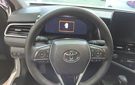 Toyota Camry, 2022 год, 1 944 000 рублей, 9 фотография