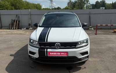 Volkswagen Tiguan II, 2018 год, 2 250 000 рублей, 1 фотография