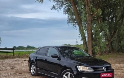 Volkswagen Jetta VI, 2013 год, 999 000 рублей, 1 фотография