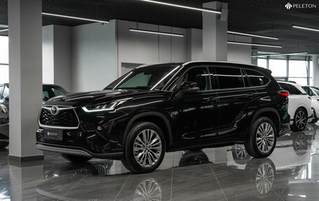 Toyota Highlander, 2024 год, 5 580 000 рублей, 1 фотография