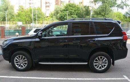 Toyota Land Cruiser Prado 150 рестайлинг 2, 2019 год, 5 050 000 рублей, 1 фотография