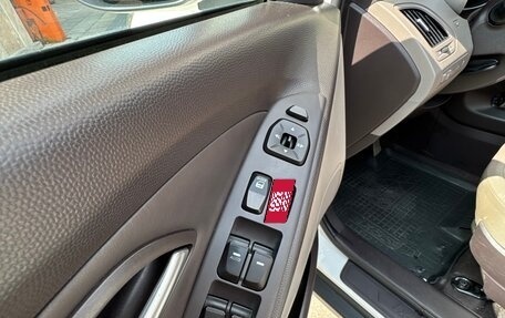 Hyundai ix35 I рестайлинг, 2013 год, 1 499 000 рублей, 12 фотография
