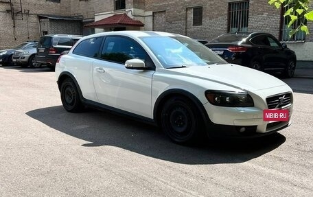 Volvo C30 I рестайлинг, 2007 год, 920 000 рублей, 9 фотография