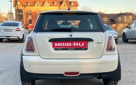 MINI Hatch, 2010 год, 800 000 рублей, 4 фотография