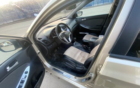 Hyundai Solaris II рестайлинг, 2013 год, 590 000 рублей, 6 фотография