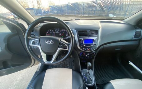 Hyundai Solaris II рестайлинг, 2013 год, 590 000 рублей, 5 фотография
