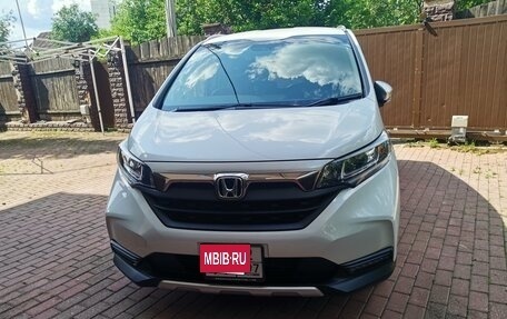 Honda Freed II, 2022 год, 2 400 000 рублей, 19 фотография