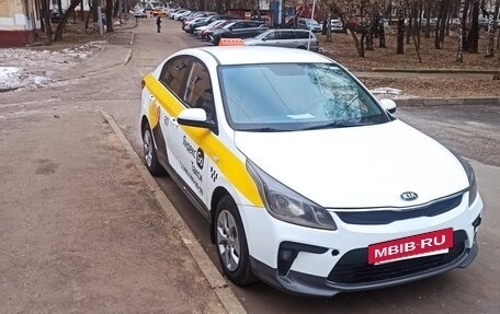 KIA Rio IV, 2019 год, 750 000 рублей, 4 фотография