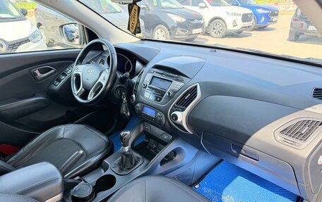 Hyundai ix35 I рестайлинг, 2010 год, 975 000 рублей, 13 фотография