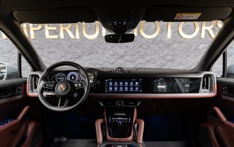 Porsche Cayenne III, 2025 год, 17 290 000 рублей, 10 фотография