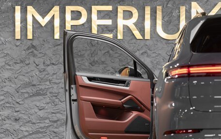 Porsche Cayenne III, 2025 год, 17 290 000 рублей, 24 фотография