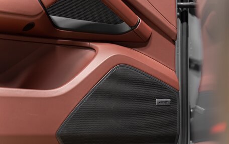 Porsche Cayenne III, 2025 год, 17 290 000 рублей, 26 фотография