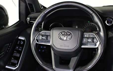 Toyota Land Cruiser, 2021 год, 9 750 000 рублей, 17 фотография