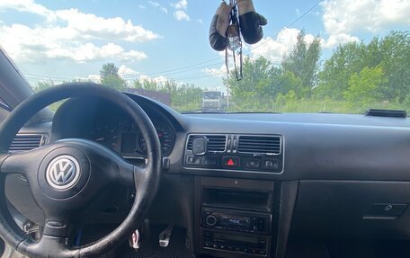 Volkswagen Bora, 2001 год, 330 000 рублей, 4 фотография