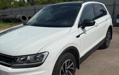 Volkswagen Tiguan II, 2018 год, 2 250 000 рублей, 8 фотография