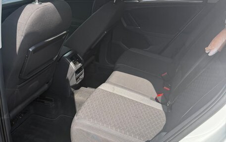 Volkswagen Tiguan II, 2018 год, 2 250 000 рублей, 15 фотография