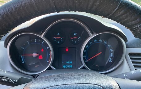 Chevrolet Cruze II, 2011 год, 810 000 рублей, 10 фотография