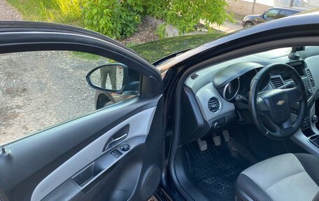 Chevrolet Cruze II, 2011 год, 810 000 рублей, 6 фотография