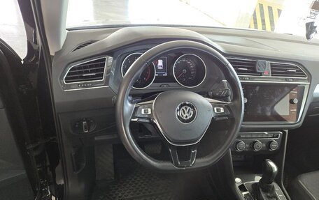 Volkswagen Tiguan II, 2020 год, 2 500 000 рублей, 8 фотография
