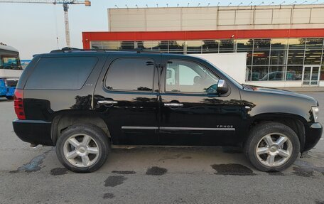 Chevrolet Tahoe III, 2012 год, 2 200 000 рублей, 3 фотография