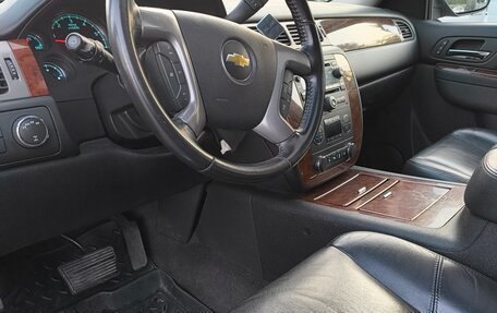 Chevrolet Tahoe III, 2012 год, 2 200 000 рублей, 9 фотография