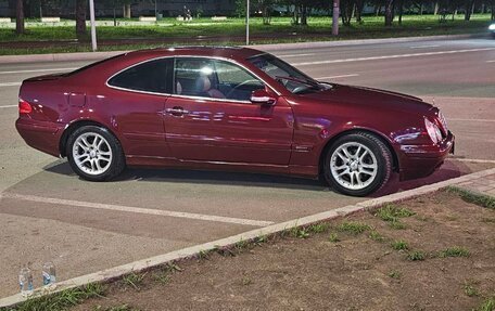 Mercedes-Benz CLK-Класс, 2000 год, 700 000 рублей, 8 фотография