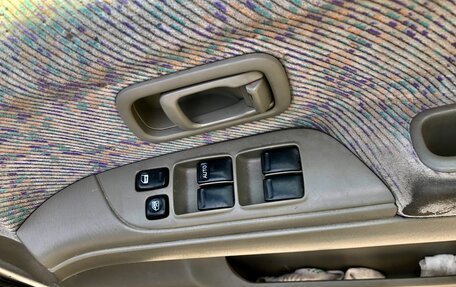 Nissan Rnessa, 1997 год, 325 000 рублей, 26 фотография