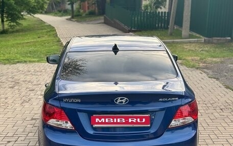 Hyundai Solaris II рестайлинг, 2011 год, 575 000 рублей, 10 фотография