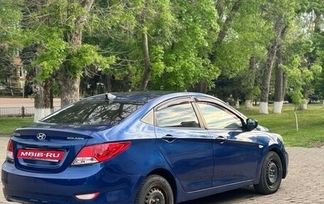 Hyundai Solaris II рестайлинг, 2011 год, 575 000 рублей, 11 фотография