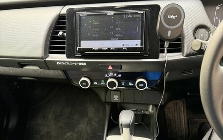 Honda Fit, 2021 год, 1 450 000 рублей, 5 фотография