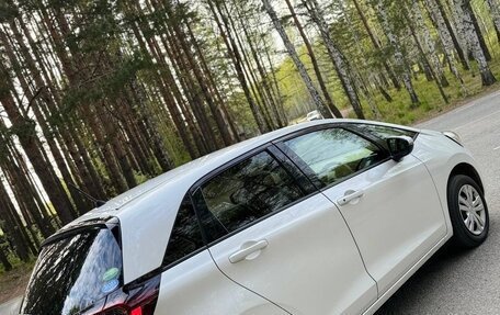 Honda Fit, 2021 год, 1 450 000 рублей, 21 фотография