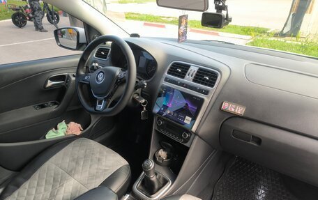 Volkswagen Polo VI (EU Market), 2016 год, 1 250 000 рублей, 5 фотография