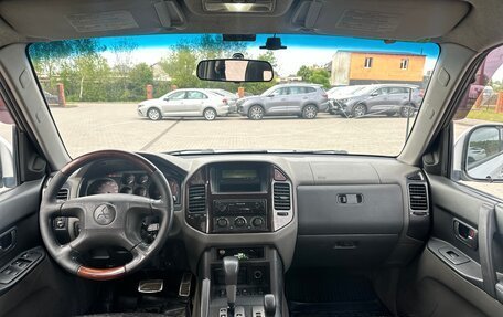 Mitsubishi Pajero III рестайлинг, 2000 год, 650 000 рублей, 12 фотография