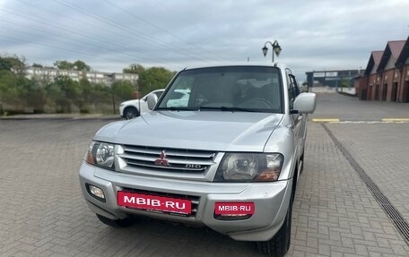 Mitsubishi Pajero III рестайлинг, 2000 год, 650 000 рублей, 2 фотография