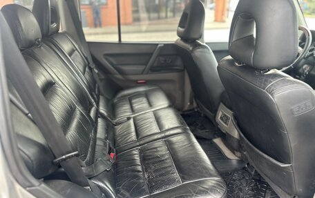 Mitsubishi Pajero III рестайлинг, 2000 год, 650 000 рублей, 16 фотография