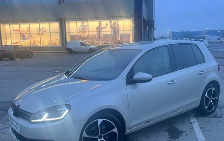 Volkswagen Golf VI, 2011 год, 850 000 рублей, 2 фотография