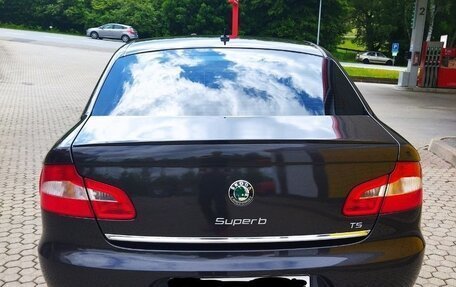 Skoda Superb III рестайлинг, 2010 год, 1 050 000 рублей, 3 фотография