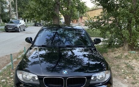 BMW 1 серия, 2011 год, 850 000 рублей, 2 фотография