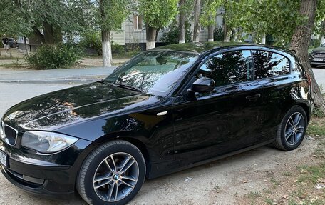 BMW 1 серия, 2011 год, 850 000 рублей, 4 фотография