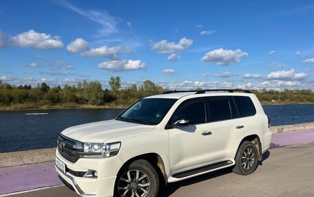 Toyota Land Cruiser 200, 2016 год, 5 750 000 рублей, 4 фотография