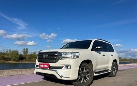 Toyota Land Cruiser 200, 2016 год, 5 750 000 рублей, 2 фотография